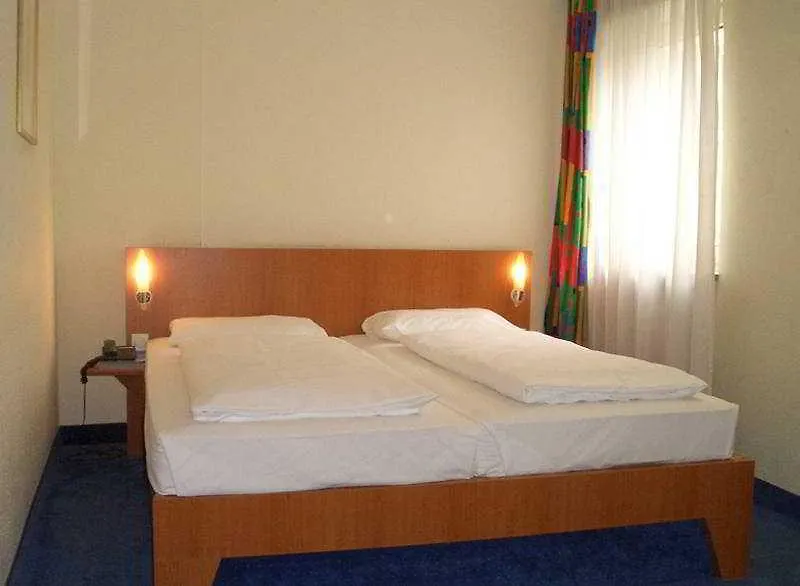Sure Hotel By Best Western Muenchen Hauptbahnhof 3*, Мюнхен Германия