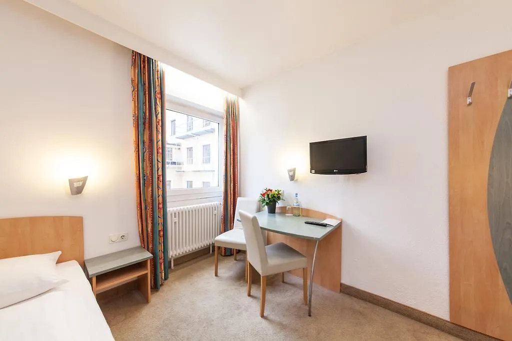 Sure Hotel By Best Western Muenchen Hauptbahnhof  Munique