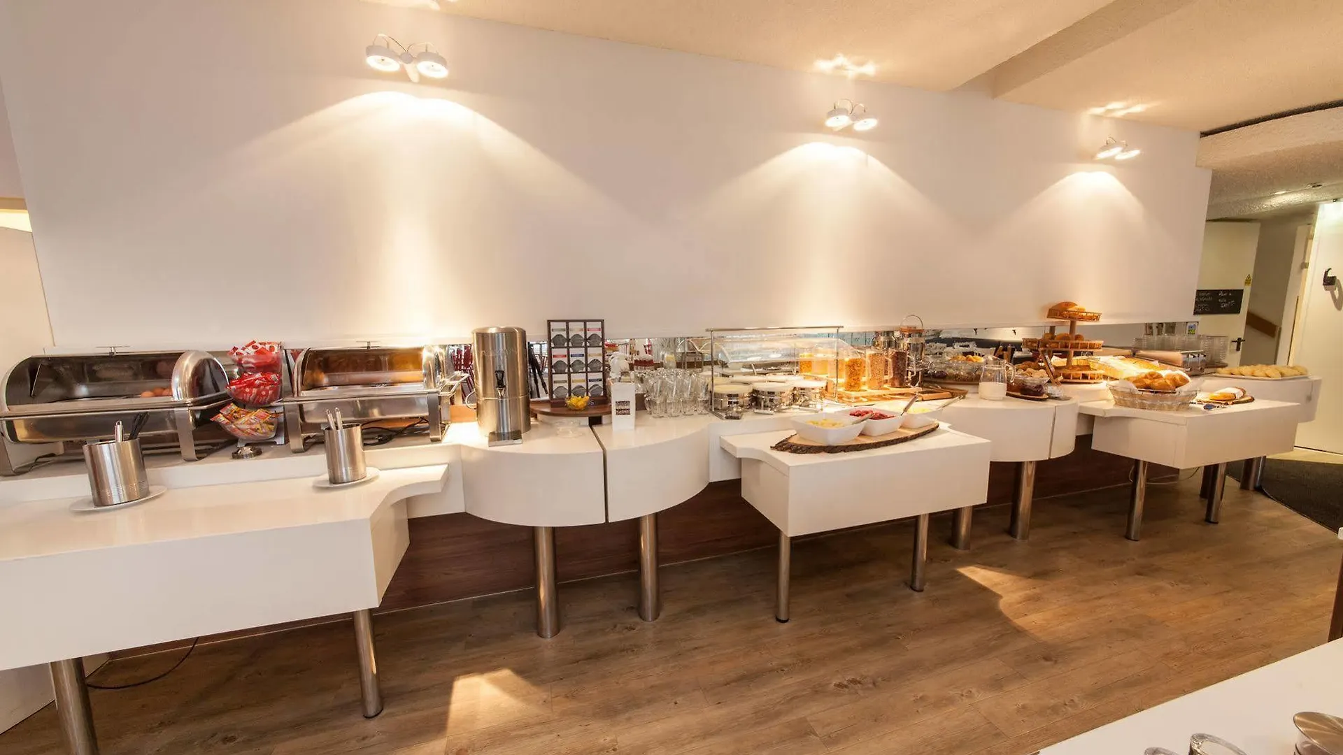 Sure Hotel By Best Western Muenchen Hauptbahnhof 3*, Munique
