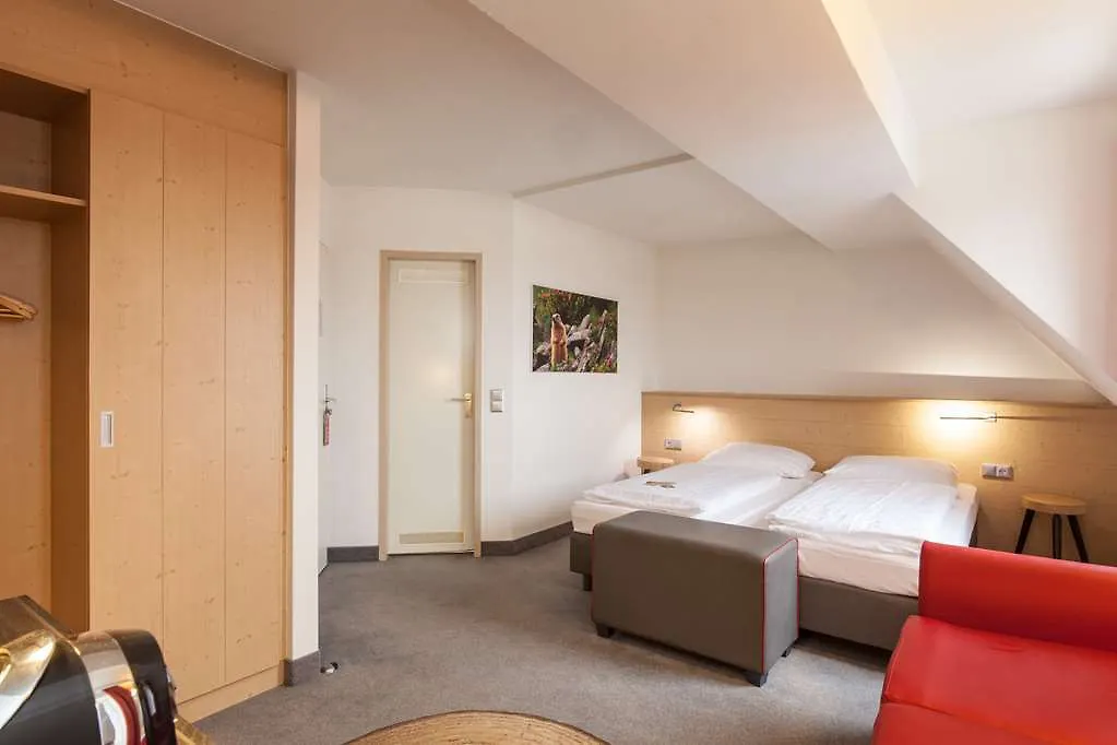 Sure Hotel By Best Western Muenchen Hauptbahnhof 3*, Munique